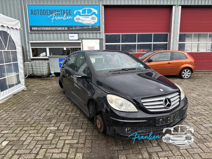 Gebruikte Subframe Mercedes B (W245) 2.0 B-200 16V Turbo Prijs op aanvraag aangeboden door Franken Autodemontage B.V.