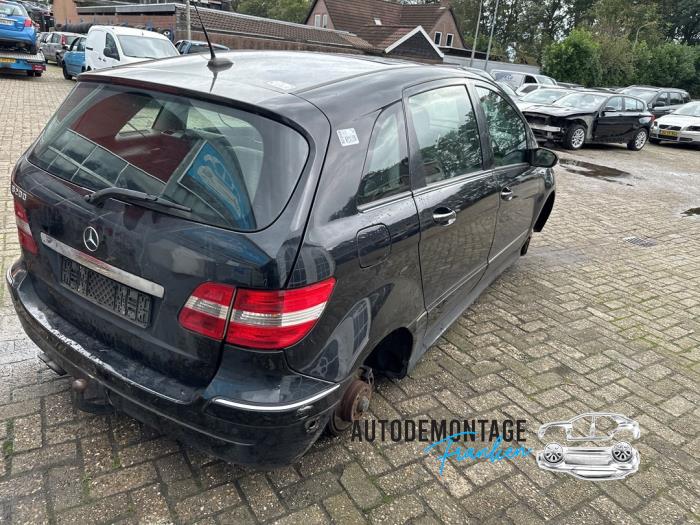 Startmotor Mercedes B (W245), 2005 / 2011 2.0 B-200 16V Turbo, Hatchback, Benzine, 2.034cc, 142kW (193pk), FWD, M266980, 2005-03 / 2011-11, 245.234 (Gebruikt)
