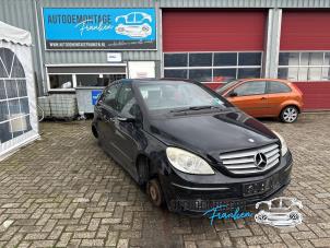 Gebruikte Aircopomp Mercedes B (W245) 2.0 B-200 16V Turbo Prijs op aanvraag aangeboden door Franken Autodemontage B.V.