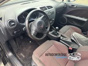 Gebruikte Airbag set Seat Leon (1P1) 2.0 FSI 16V Prijs op aanvraag aangeboden door Franken Autodemontage B.V.