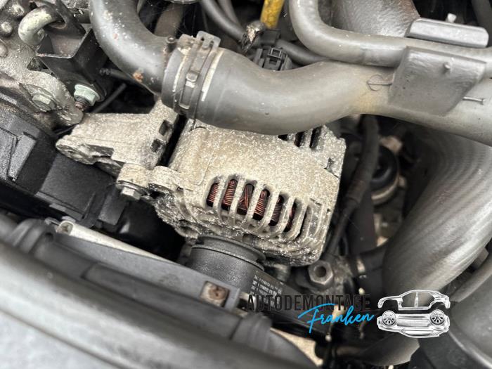 Gebruikte Dynamo Audi A4 (B7) 2.0 TDI Prijs op aanvraag aangeboden door Franken Autodemontage B.V.