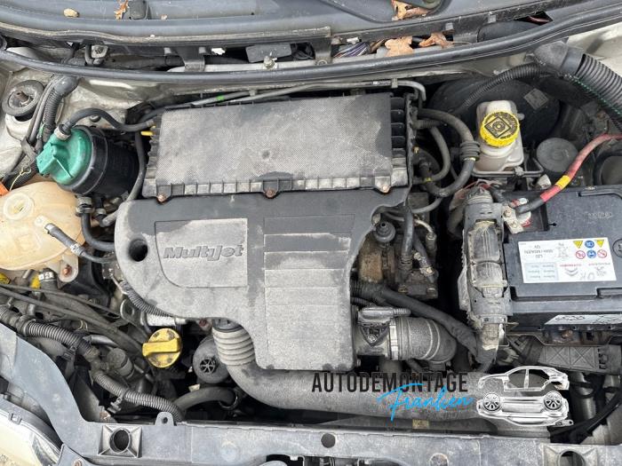 Gebruikte Motor Fiat Panda (169) 1.3 JTD 16V Multijet 4x4 Prijs op aanvraag aangeboden door Franken Autodemontage B.V.