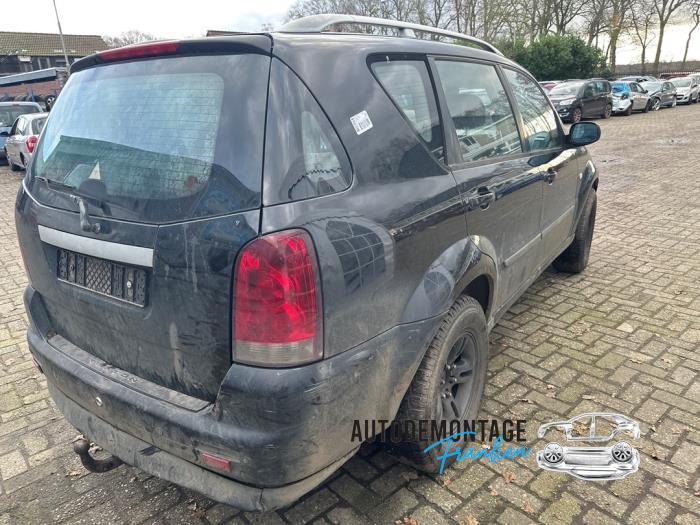 Gebruikte Aandrijfas rechts-achter Ssang Yong Rexton 2.7 Xdi RX/RJ 270 16V Prijs op aanvraag aangeboden door Franken Autodemontage B.V.
