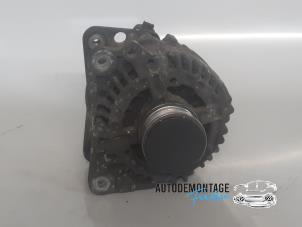 Gebruikte Dynamo Volkswagen Transporter T5 1.9 TDi Prijs € 50,00 Margeregeling aangeboden door Franken Autodemontage B.V.