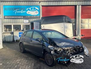 Gebruikte Remklauw (Tang) rechts-voor Seat Leon (1P1) 1.9 TDI 105 Prijs op aanvraag aangeboden door Franken Autodemontage B.V.