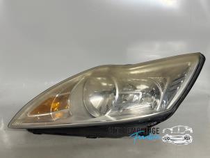 Gebruikte Linker Koplamp Ford Focus 2 Prijs € 45,00 Margeregeling aangeboden door Franken Autodemontage B.V.
