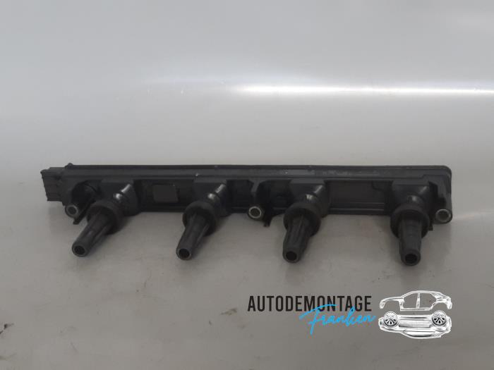 Gebruikte Bobine Peugeot 307 CC (3B) 2.0 16V Prijs € 35,00 Margeregeling aangeboden door Franken Autodemontage B.V.