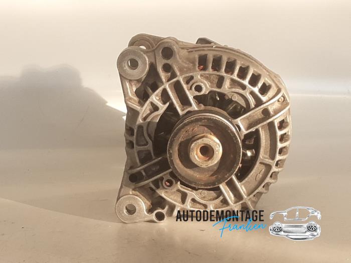Gebruikte Dynamo Volkswagen Passat (3B2) 1.9 TDi 110 Prijs € 35,00 Margeregeling aangeboden door Franken Autodemontage B.V.