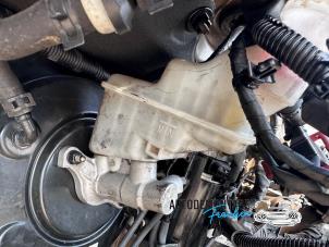 Gebruikte Hoofdremcilinder Kia Rio III (UB) 1.1 CRDi VGT 12V Prijs op aanvraag aangeboden door Franken Autodemontage B.V.