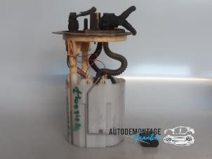 Gebruikte Opvoerpomp Mercedes Sprinter 3,5t (907.6/910.6) 314 CDI 2.1 D RWD Prijs € 120,00 Margeregeling aangeboden door Franken Autodemontage B.V.