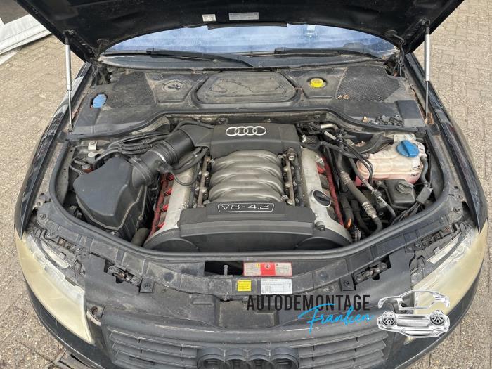 Gebruikte Aircopomp Audi A8 (D3) 4.2 V8 40V Quattro Prijs op aanvraag aangeboden door Franken Autodemontage B.V.