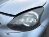 Koplamp links van een Toyota Aygo (B10), 2005 / 2014 1.0 12V VVT-i, Hatchback, Benzine, 998cc, 50kW (68pk), FWD, 1KRFE, 2005-07 / 2014-05, KGB10 2008