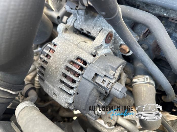 Gebruikte Dynamo Volkswagen Caddy III (2KA,2KH,2CA,2CH) 2.0 TDI DPF Prijs op aanvraag aangeboden door Franken Autodemontage B.V.