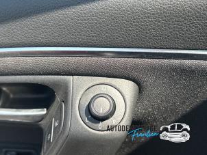 Gebruikte Schakelaar Spiegel Volkswagen Polo V (6R) 1.4 TDI 12V 90 Prijs op aanvraag aangeboden door Franken Autodemontage B.V.