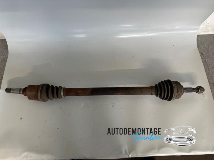 Gebruikte Steekas rechts-voor Peugeot 207/207+ (WA/WC/WM) 1.4 16V Prijs € 35,00 Margeregeling aangeboden door Franken Autodemontage B.V.