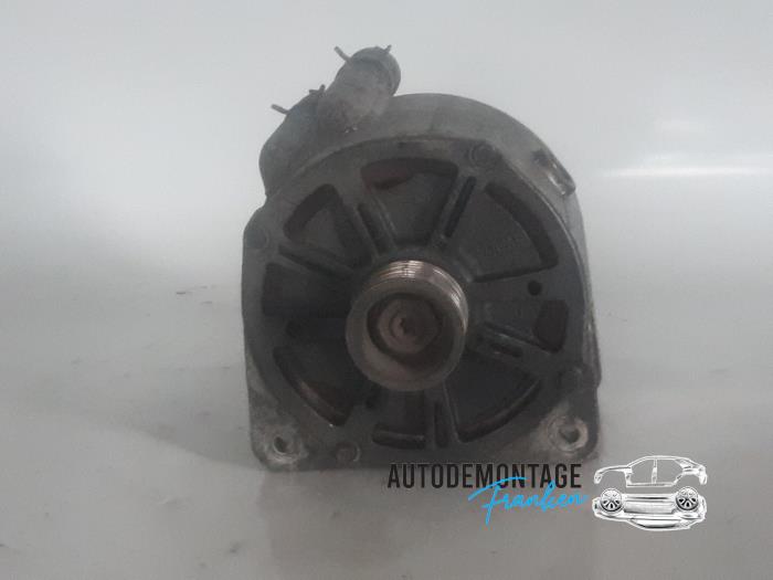 Gebruikte Dynamo Renault Espace (JK) 2.0 16V Turbo Prijs € 200,00 Margeregeling aangeboden door Franken Autodemontage B.V.