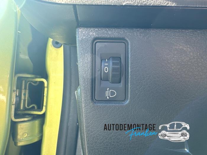 Licht Schakelaar van een Peugeot 207/207+ (WA/WC/WM) 1.4 16V 2006