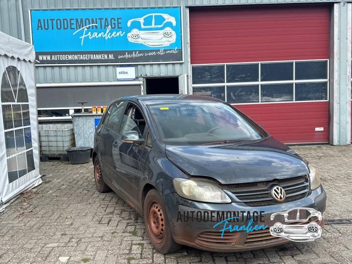 Gebruikte ABS Pomp Volkswagen Golf Plus (5M1/1KP) 1.9 TDI 90 Prijs op aanvraag aangeboden door Franken Autodemontage B.V.