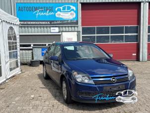 Gebruikte Gasklephuis Opel Astra H (L48) 1.6 16V Twinport Prijs op aanvraag aangeboden door Franken Autodemontage B.V.