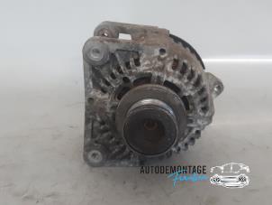 Gebruikte Dynamo Renault Scénic II (JM) 1.6 16V Prijs € 35,00 Margeregeling aangeboden door Franken Autodemontage B.V.