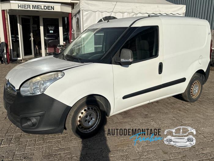 Subframe van een Opel Combo 1.3 CDTI 16V ecoFlex 2012