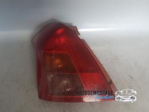 Gebruikte Achterlicht links Suzuki Swift (ZA/ZC/ZD1/2/3/9) 1.3 VVT 16V Prijs € 35,00 Margeregeling aangeboden door Franken Autodemontage B.V.