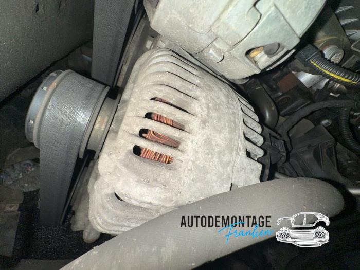 Gebruikte Dynamo Volkswagen Passat (3C2) 3.2 VR6 FSI 24V 4Motion Prijs op aanvraag aangeboden door Franken Autodemontage B.V.