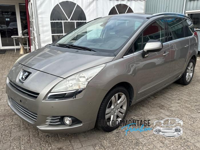 Gebruikte Aandrijfas links-voor Peugeot 5008 I (0A/0E) 1.6 THP 16V Prijs op aanvraag aangeboden door Franken Autodemontage B.V.