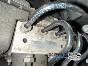 Gebruikte ABS Pomp Peugeot 5008 I (0A/0E) 1.6 THP 16V Prijs op aanvraag aangeboden door Franken Autodemontage B.V.