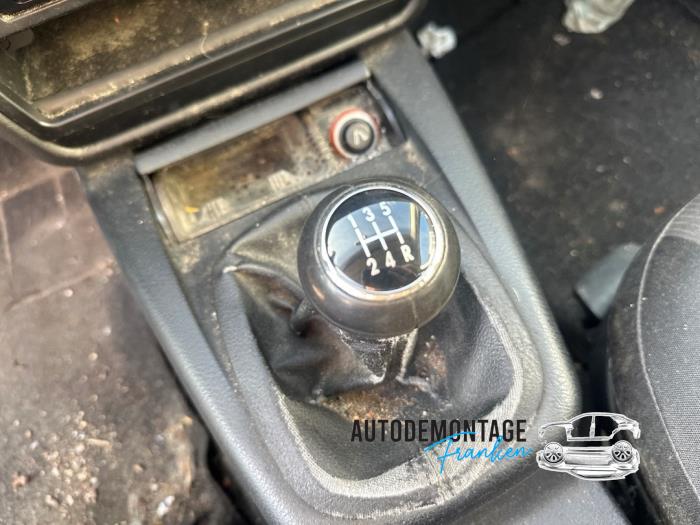Gebruikte Versnellingsbak Volkswagen Passat Variant (3B6) 2.0 Prijs op aanvraag aangeboden door Franken Autodemontage B.V.