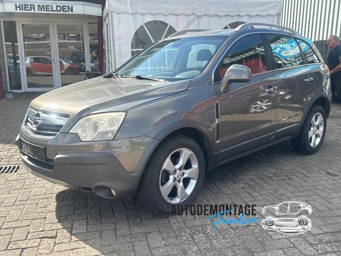 Gebruikte Steekas links-voor Opel Antara (LA6) 3.2 V6 24V 4x4 Prijs op aanvraag aangeboden door Franken Autodemontage B.V.