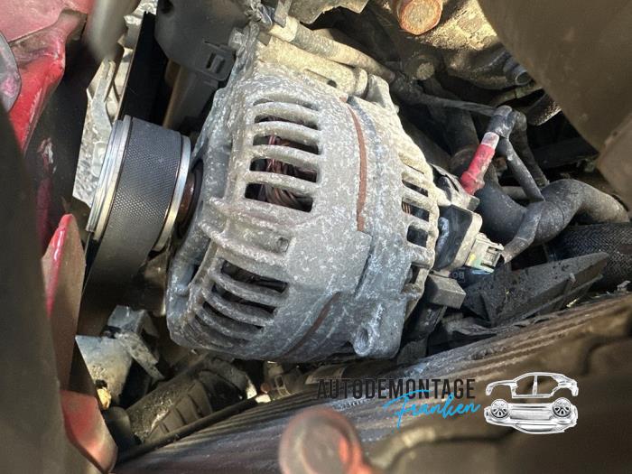 Gebruikte Dynamo Renault Kangoo/Grand Kangoo (KW) 1.5 dCi 70 Prijs op aanvraag aangeboden door Franken Autodemontage B.V.