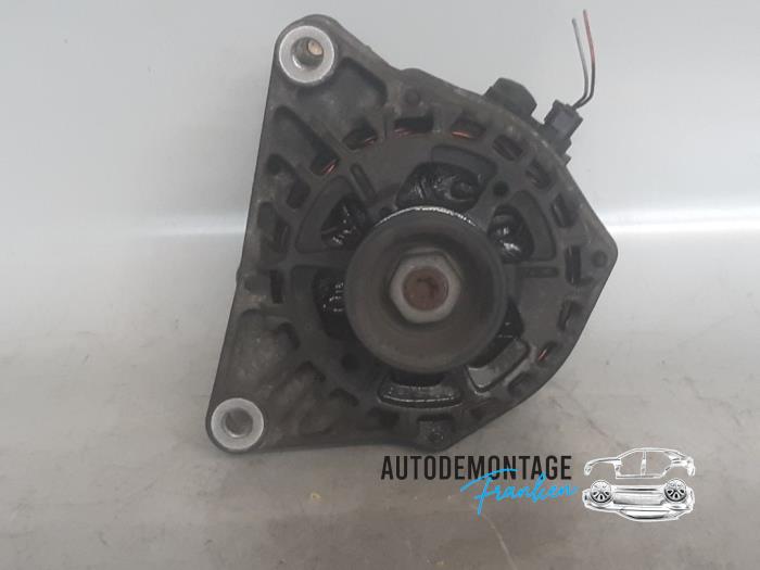 Gebruikte Dynamo Peugeot 206 (2A/C/H/J/S) 1.4 XR,XS,XT,Gentry Prijs € 35,00 Margeregeling aangeboden door Franken Autodemontage B.V.