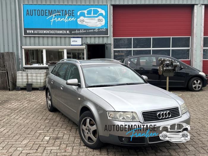 Gebruikte Dynamo Audi A4 Avant (B6) 2.4 V6 30V Prijs op aanvraag aangeboden door Franken Autodemontage B.V.