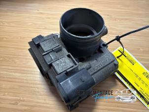 Gebruikte Gasklephuis Volkswagen Golf V (1K1) 1.6 FSI 16V Prijs € 40,00 Margeregeling aangeboden door Franken Autodemontage B.V.