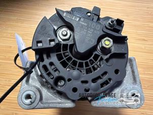 Gebruikte Alternator Opel Meriva 1.6 16V Prijs € 35,00 Margeregeling aangeboden door Franken Autodemontage B.V.