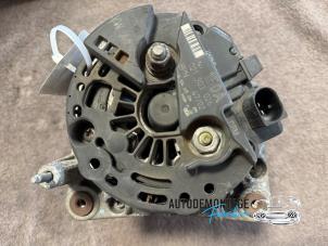 Gebruikte Dynamo Seat Alhambra (7V8/9) 2.8 V6 24V 4 Prijs € 50,00 Margeregeling aangeboden door Franken Autodemontage B.V.