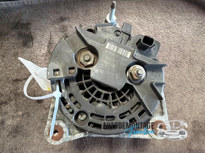 Gebruikte Dynamo Renault Clio III (BR/CR) 1.5 dCi 105 Prijs € 35,00 Margeregeling aangeboden door Franken Autodemontage B.V.