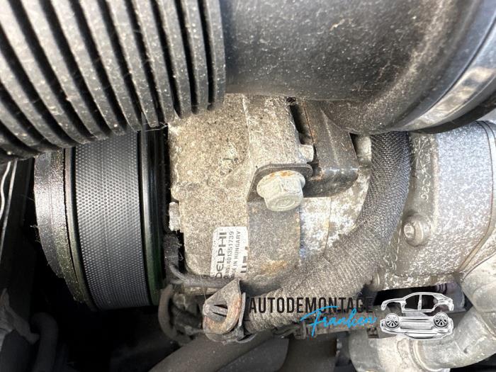 Gebruikte Aircopomp Opel Astra J Sports Tourer (PD8/PE8/PF8) 1.7 CDTi 16V Prijs op aanvraag aangeboden door Franken Autodemontage B.V.