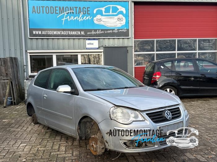 Gebruikte Subframe Volkswagen Polo IV (9N1/2/3) 1.4 16V Prijs op aanvraag aangeboden door Franken Autodemontage B.V.