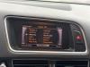 Audi Q5 (8RB) 2.0 TDI 16V Quattro Navigatie Display