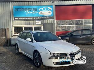 Gebruikte Benzinepomp Alfa Romeo 159 Sportwagon (939BX) 1.8 TBi 16V Prijs op aanvraag aangeboden door Franken Autodemontage B.V.
