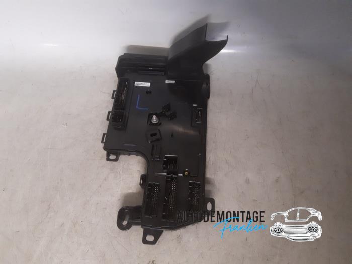 Module Bodycontrol Tesla Model 3, 2017 Long Range AWD 75 kWh, Sedan, 4Dr, Elektrisch, 258kW (351pk), 4x4, 3D3; 3D5; 3D7, 2018-06 (Gebruikt)