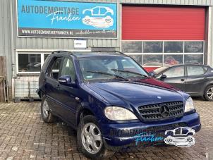 Gebruikte Benzinepomp Mercedes ML I (163) 320 3.2 V6 18V Autom. Prijs op aanvraag aangeboden door Franken Autodemontage B.V.