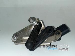 Gebruikte Xenon hoogteregelaar Tesla Model 3 Long Range AWD 75 kWh Prijs € 35,00 Margeregeling aangeboden door Franken Autodemontage B.V.