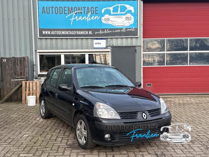Gebruikte Servopomp Renault Clio II (BB/CB) 1.2 16V Prijs op aanvraag aangeboden door Franken Autodemontage B.V.