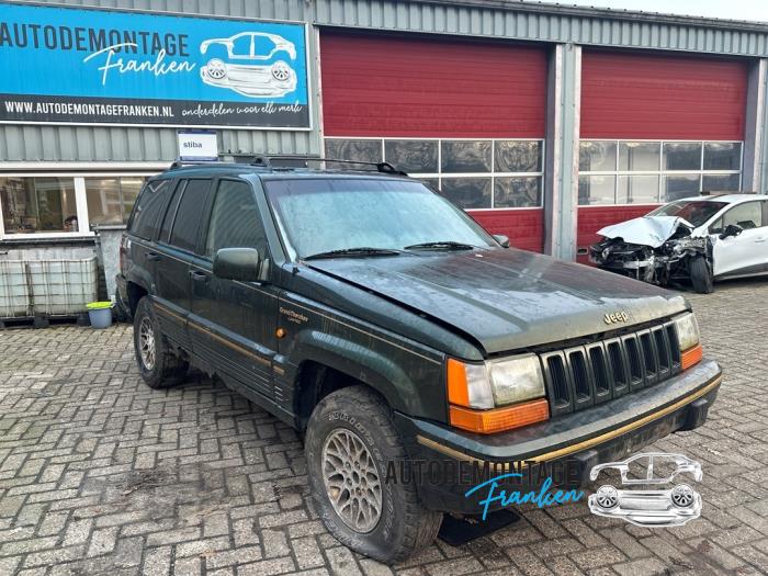 Gebruikte Gasklephuis Jeep Grand Cherokee (ZJ) 5.2i V8 Prijs op aanvraag aangeboden door Franken Autodemontage B.V.