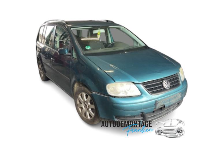 Gebruikte Servopomp Volkswagen Touran (1T1/T2) 1.6 FSI 16V Prijs op aanvraag aangeboden door Franken Autodemontage B.V.
