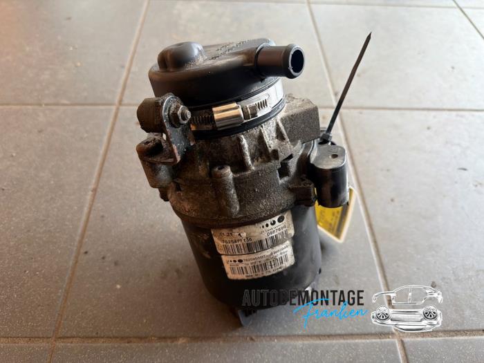 Gebruikte Servopomp BMW Mini (R50/53) 1.6 16V One Prijs € 250,00 Margeregeling aangeboden door Franken Autodemontage B.V.