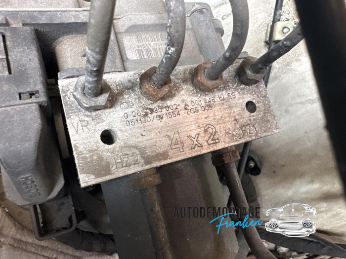Gebruikte ABS Pomp Mercedes Vito (639.6) 2.2 109 CDI 16V Prijs op aanvraag aangeboden door Franken Autodemontage B.V.